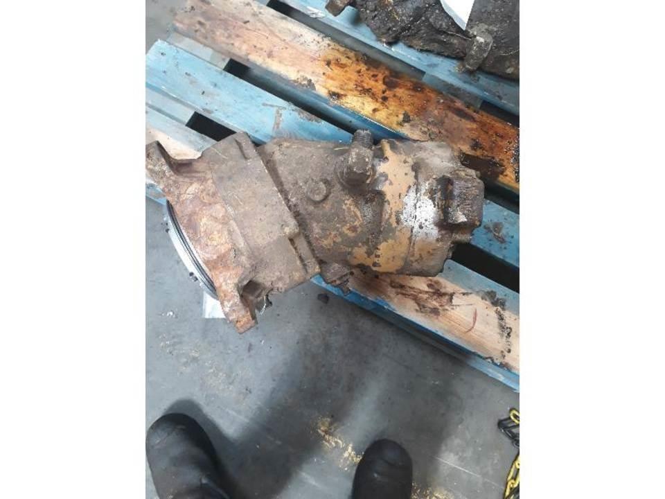 CAT 963 Хидравлични