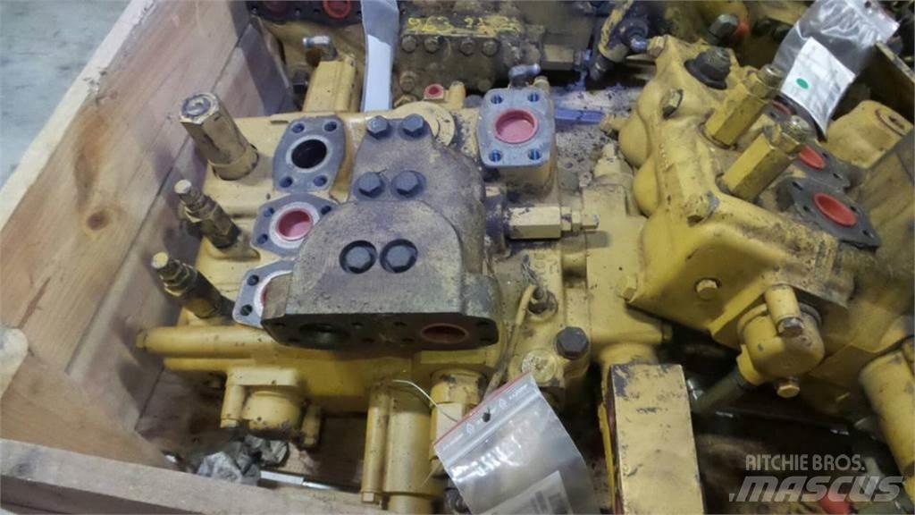 CAT 963 Хидравлични