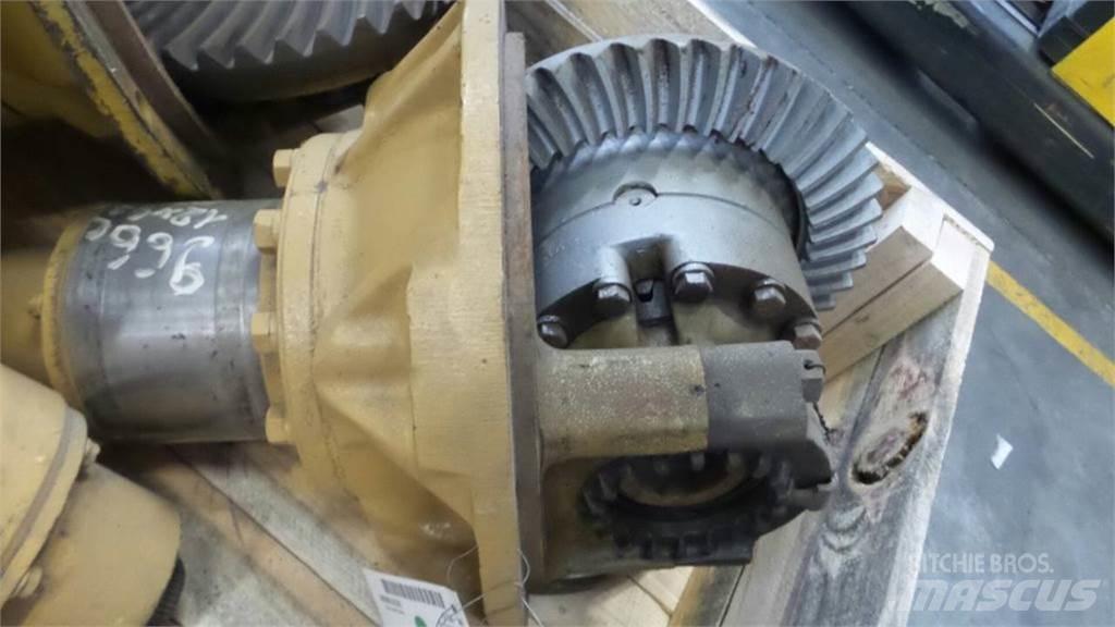CAT 966C Предаване