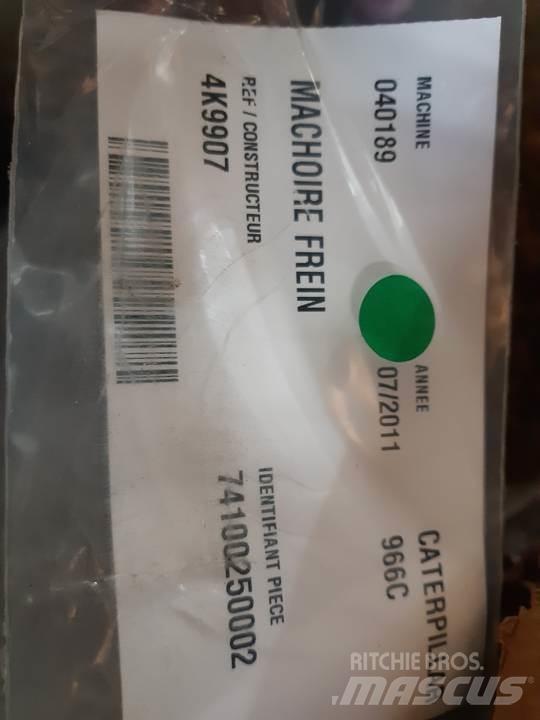CAT 966C Релси, вериги и ходова част
