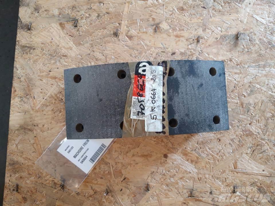 CAT 966C Релси, вериги и ходова част
