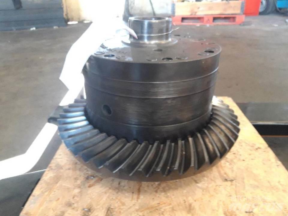 CAT 966F Предаване