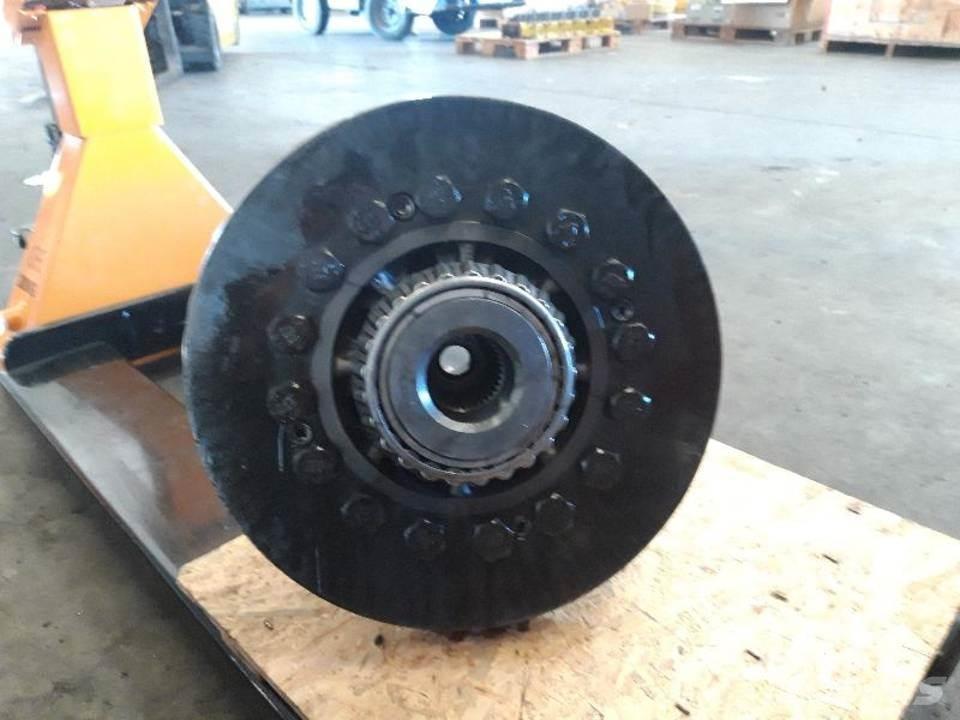 CAT 966F Предаване