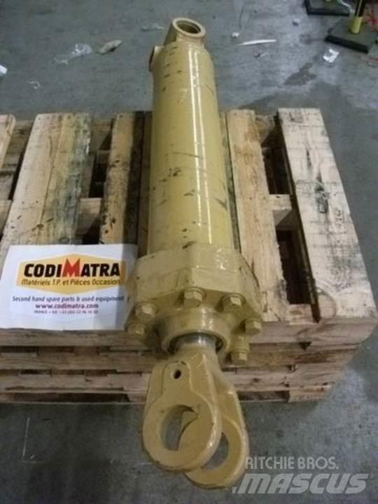 CAT 966F Хидравлични