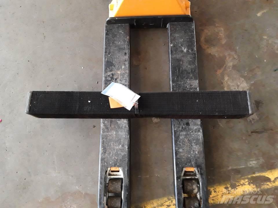 CAT 970F Двигатели