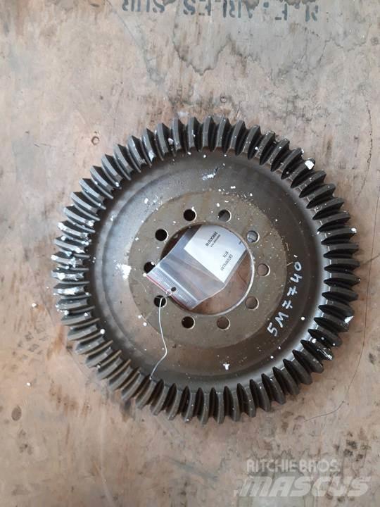 CAT 977K Предаване