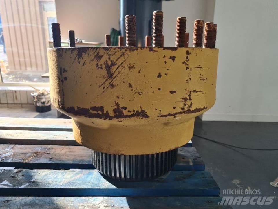 CAT 980F Предаване