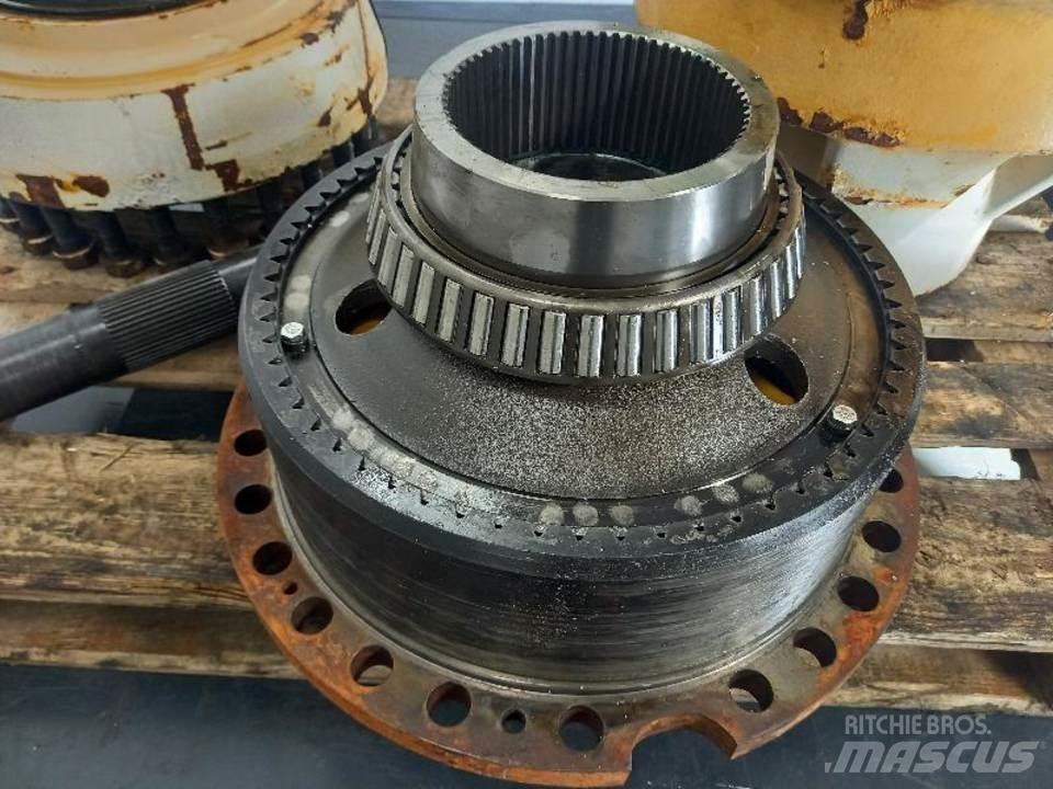 CAT 980K Предаване