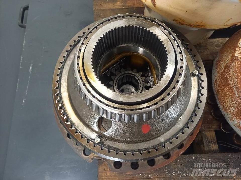 CAT 980K Предаване