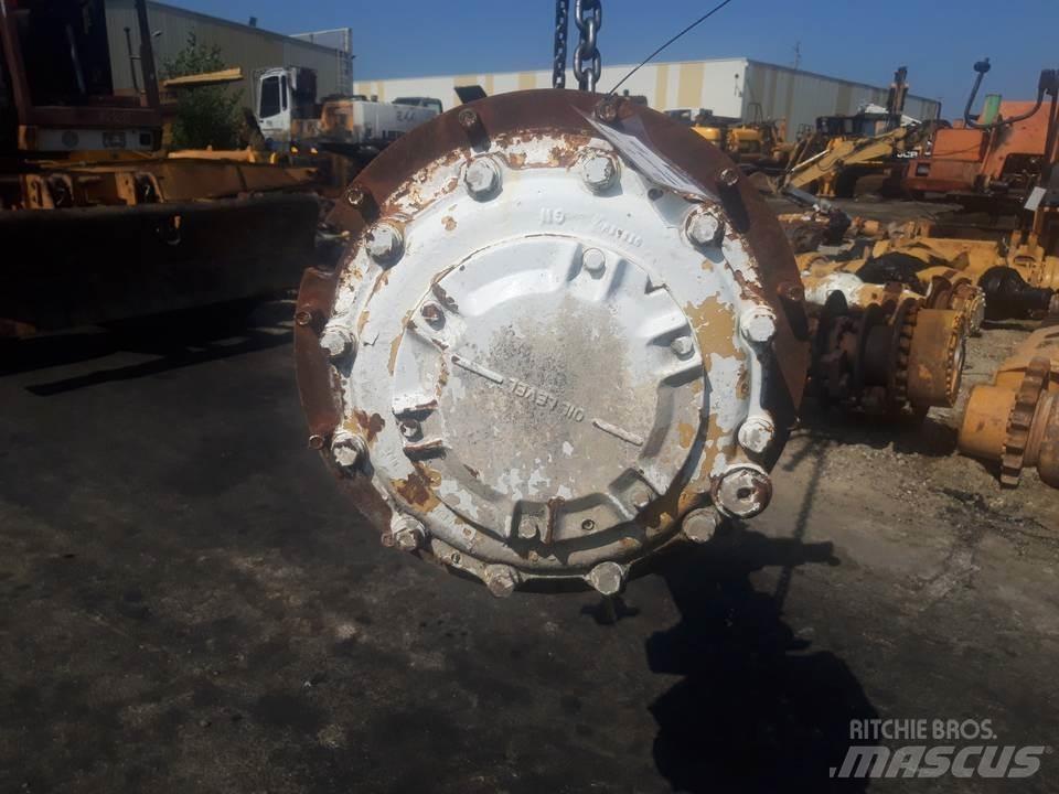CAT D250D Предаване