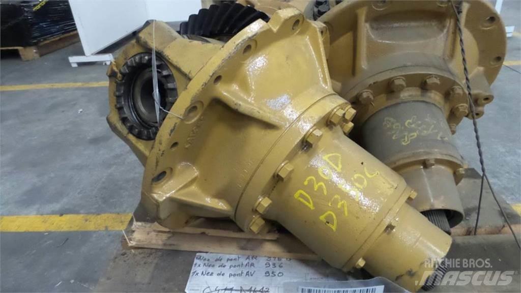 CAT D30D Предаване