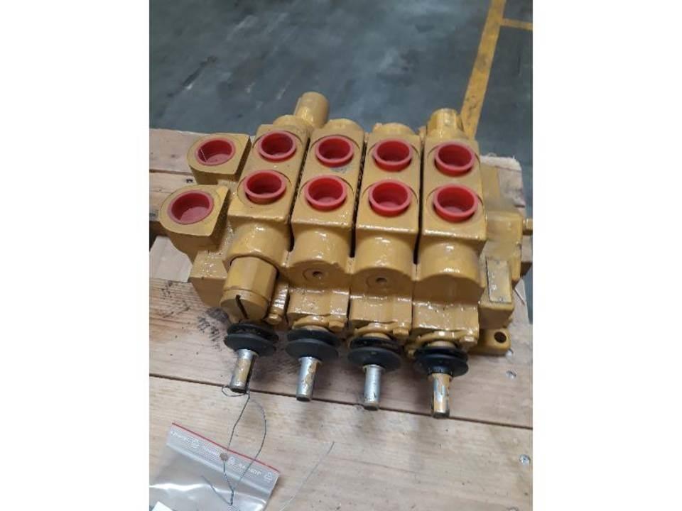 CAT D4H Хидравлични