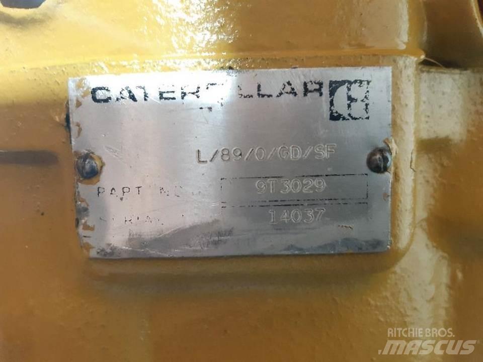 CAT D5H Хидравлични