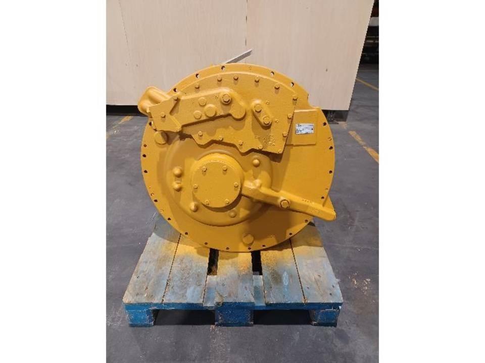 CAT D5H Предаване