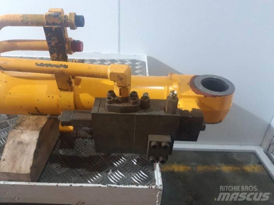 JCB JS160 Хидравлични