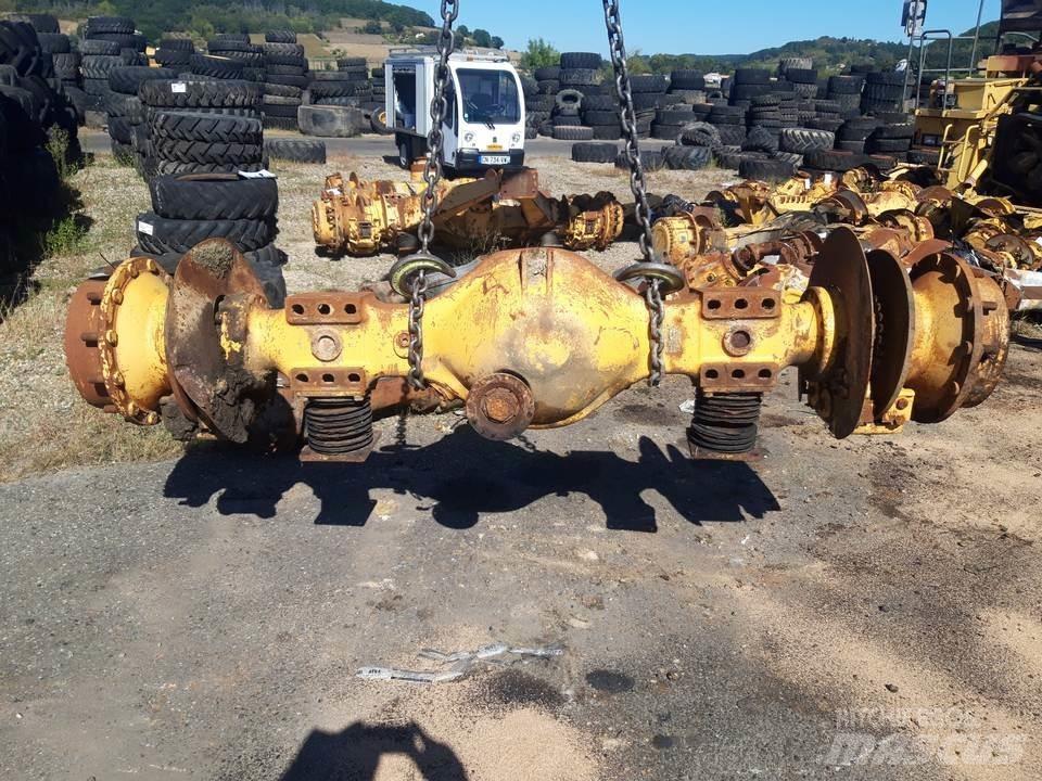 Volvo A25 Предаване