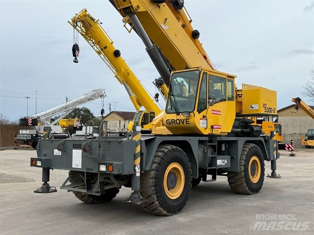 Grove RT530E-2 Кранове за тежък терен
