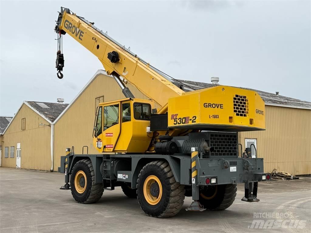 Grove RT530E-2 Кранове за тежък терен