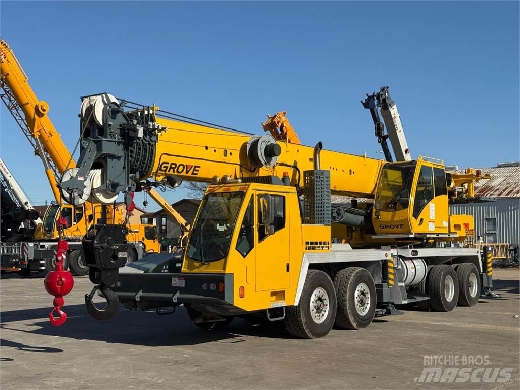 Grove TMS9000E Всъдеходни кранове