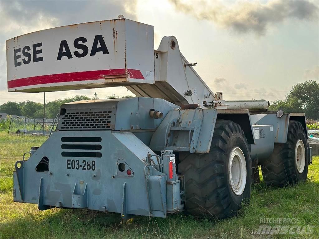 Terex RT 775 Кранове за тежък терен