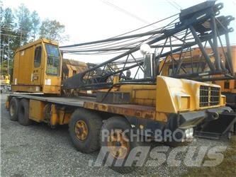 American 4450 Всъдеходни кранове