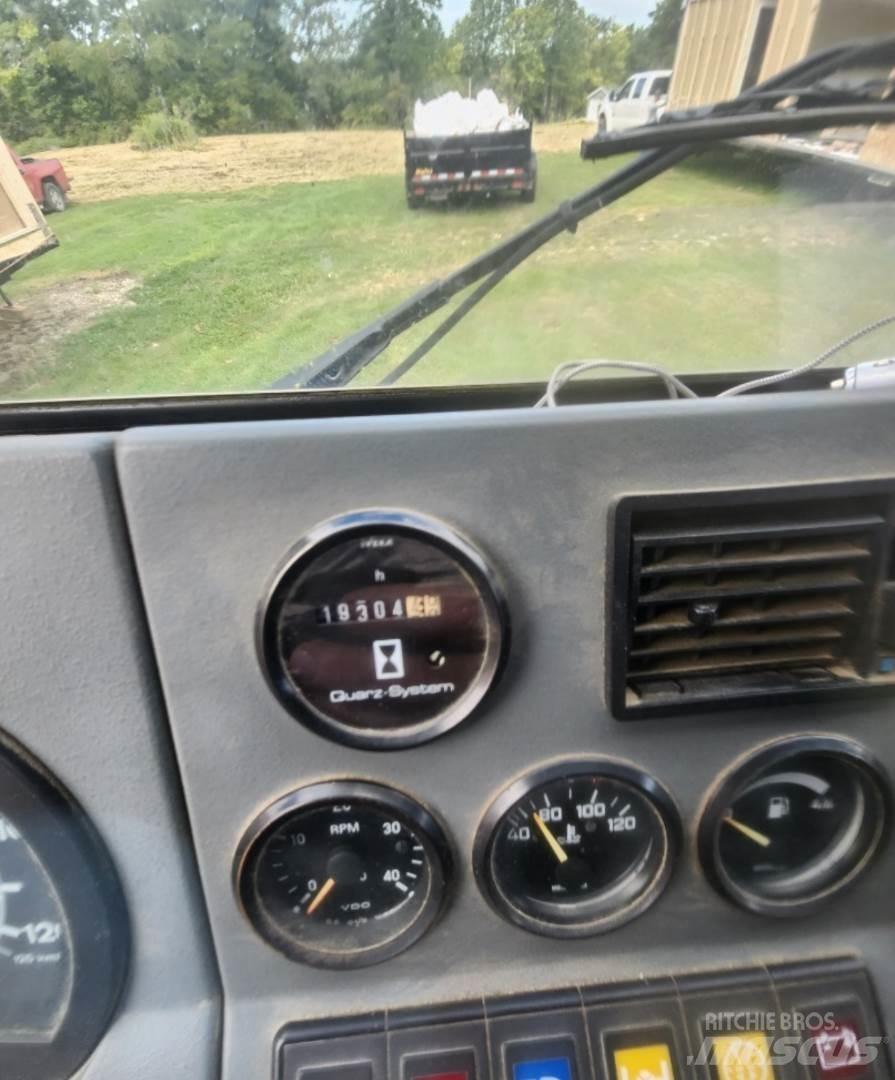Grove GMK4075 Всъдеходни кранове