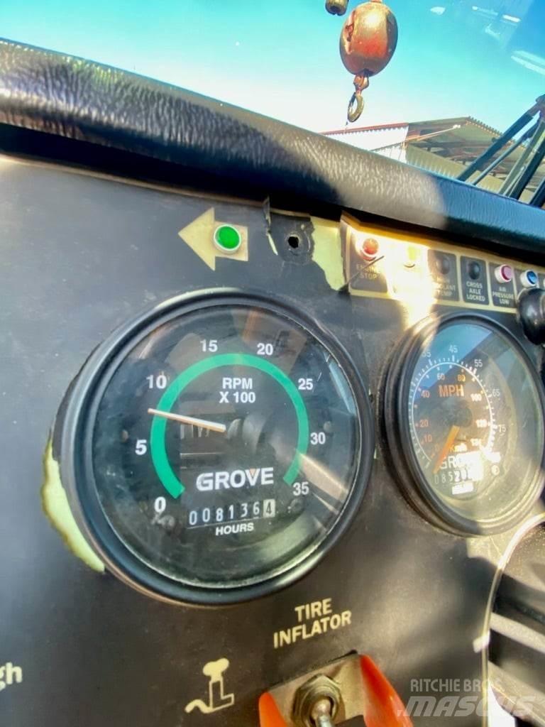 Grove TMS900E Всъдеходни кранове
