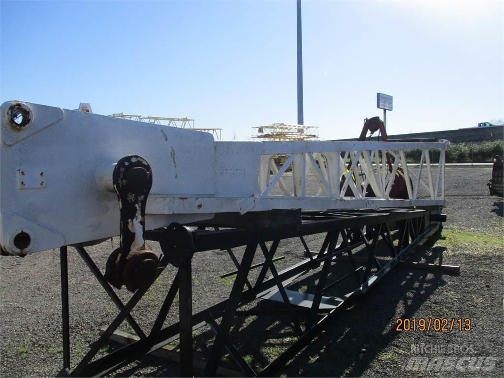 Link-Belt 18M3300 Стрели и рамена
