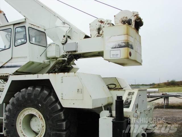 P&H CN150 Кранове за тежък терен