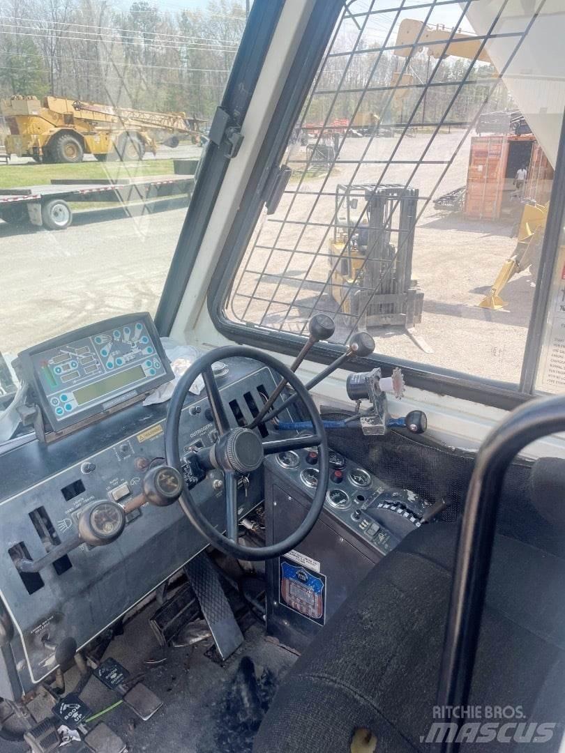 Terex RT 335 Кранове за тежък терен