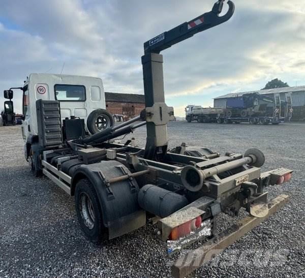 DAF LF 250 FA +(CZ) CTS Камиони с кран с кука
