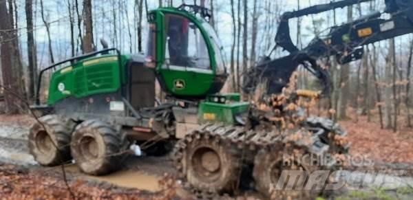 John Deere 1270 G 8W Секачи
