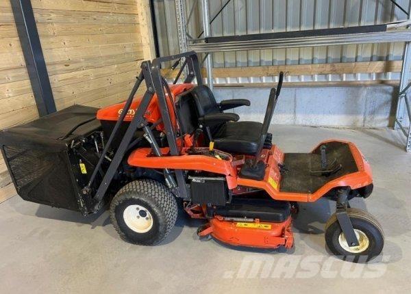 Kubota GZD15-II Тракторни косачки