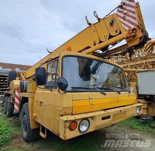 Tatra 815 +ČKD - AD 28 Автокранове