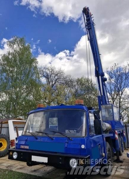 Tatra T815 +(ČKD) AD 28 Автокранове