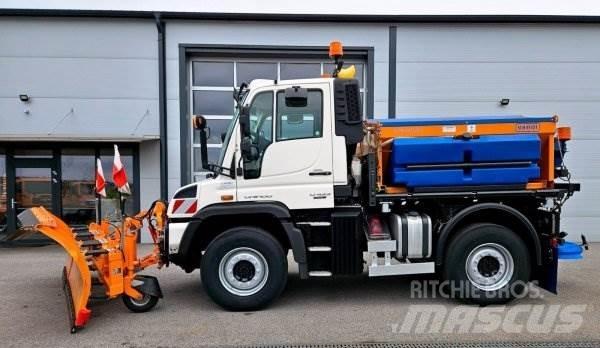 Unimog U 423 Разстилачки на пясък и сол