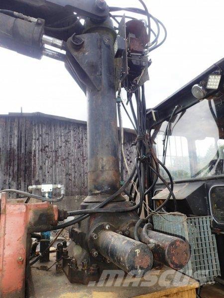 ZTS LKT 120 + přívěs Секачи
