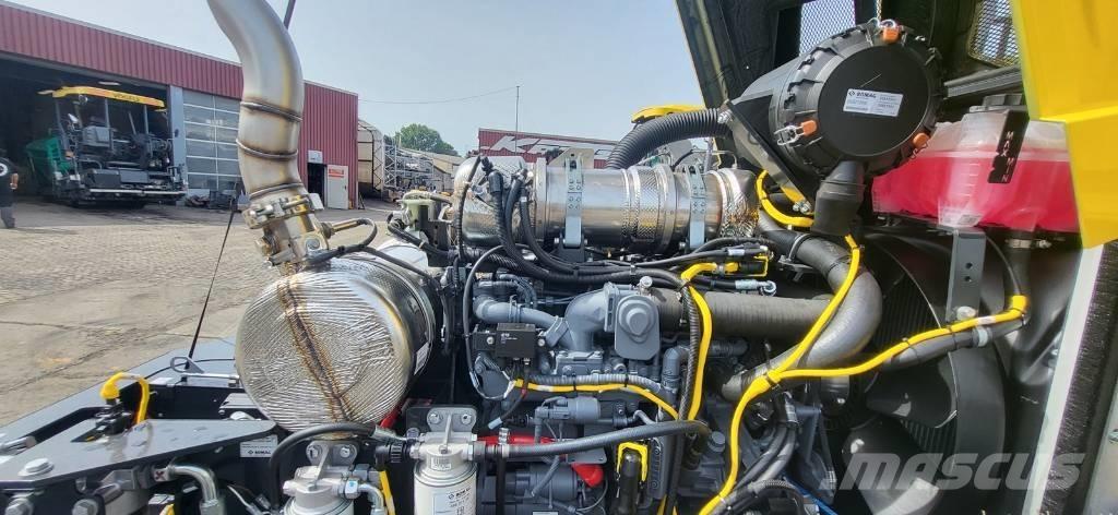 Bomag BW 213 D-5 Еднобарабанни ролки
