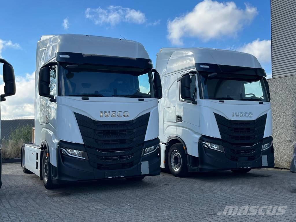 Iveco S-Way AS 440 Влекачи