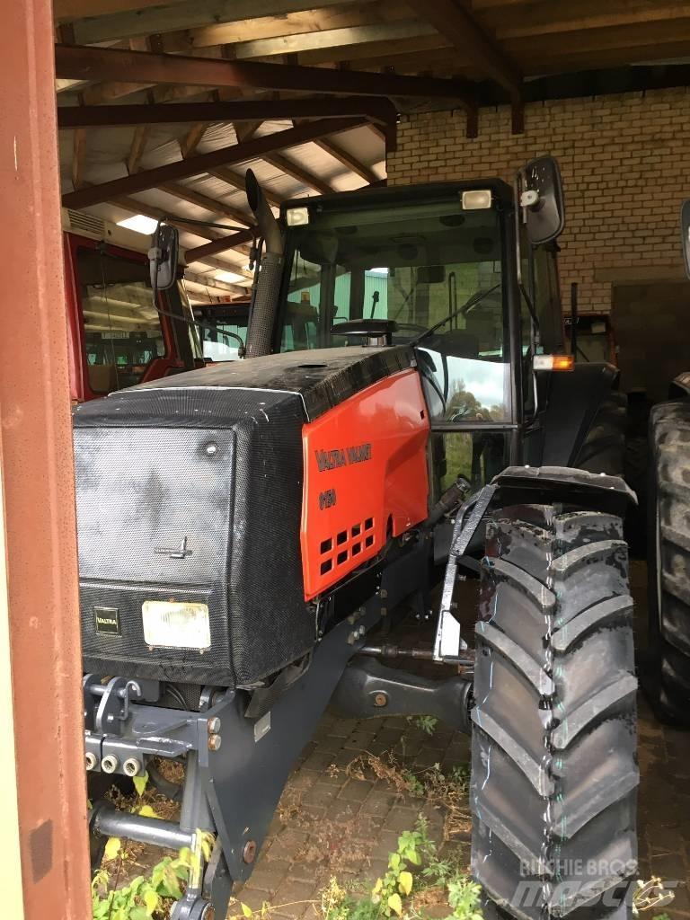 Valtra 8150 Трактори