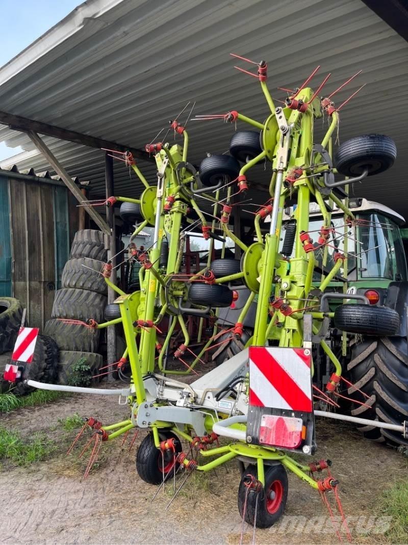CLAAS VOLTO 1100 Гребла и сенообръщачки