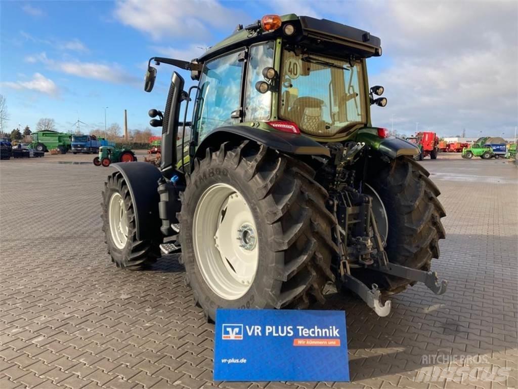 Valtra G125EV Трактори
