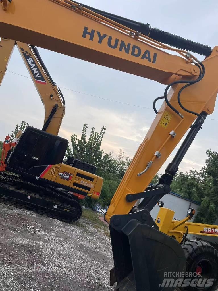 Hyundai R220 Верижен екскаватор