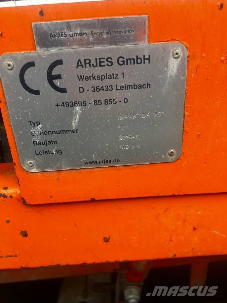 Arjes Impaktor 250 Мобилни трошачки
