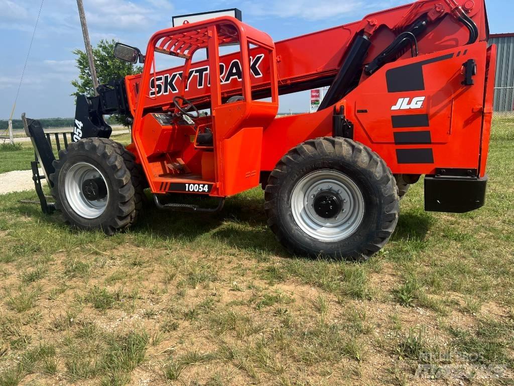 SkyTrak 10054 Вилични кари-повдигачи - други