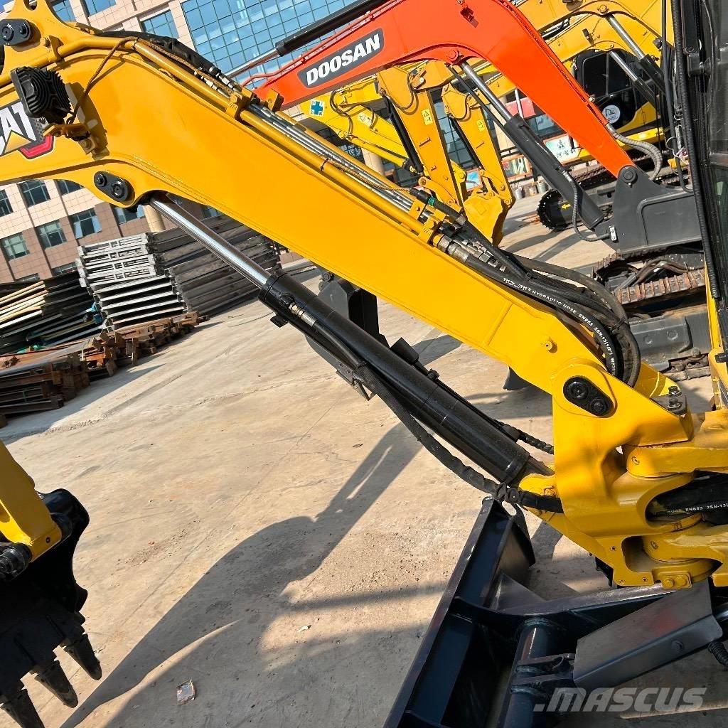 CAT 303.5 E Мини екскаватори < 7 т