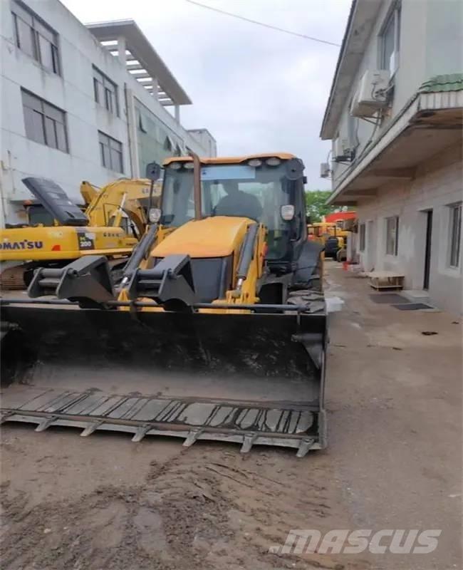 JCB 3CX Товарач със заден ексватор