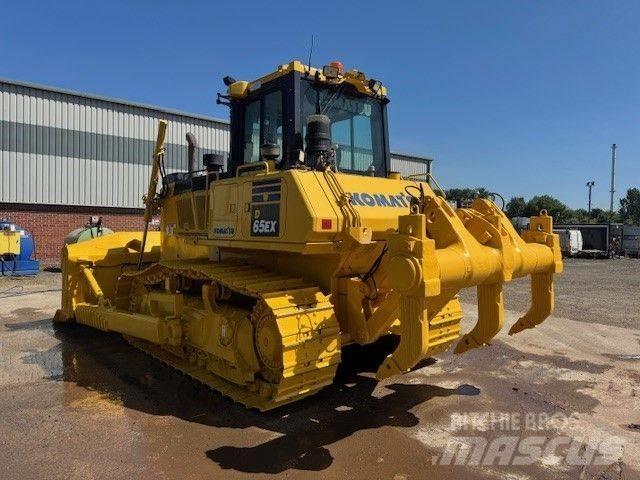 Komatsu D65EX-18 Верижни булдозери
