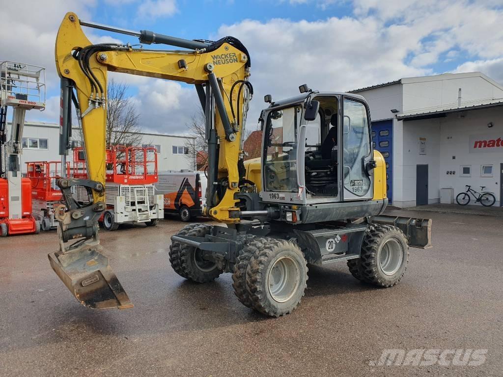 Wacker Neuson EW100 Колесни екскаватори