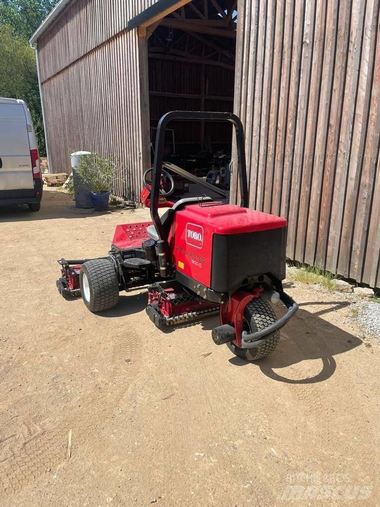 Toro 3100-D Косачки за околни терени на голф игрища